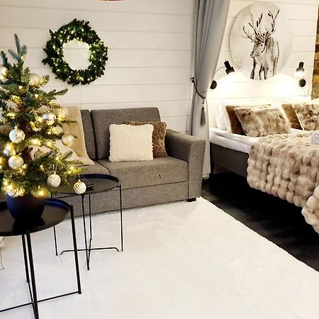 Apartment Suutarintie - Authentic Lappish Experience By The River روفانييمي المظهر الخارجي الصورة