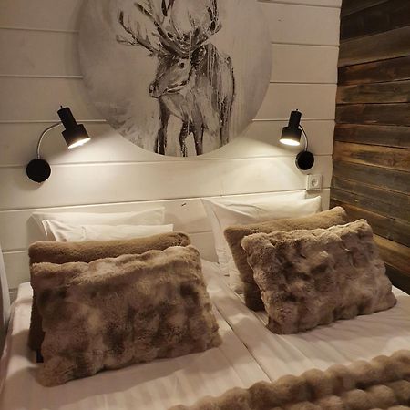 Apartment Suutarintie - Authentic Lappish Experience By The River روفانييمي المظهر الخارجي الصورة